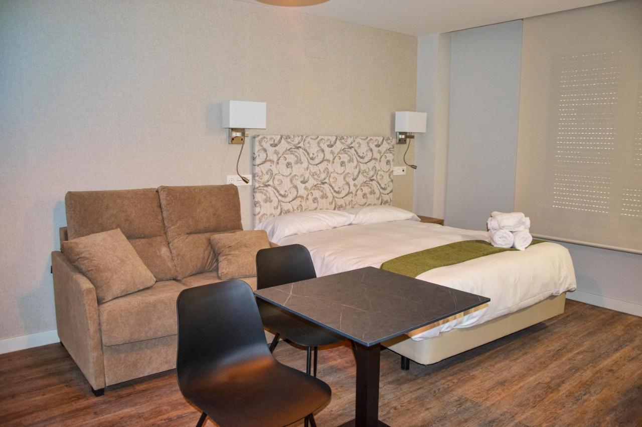 Aparthotel Essenzia de Castilla Aranda de Duero Exterior foto