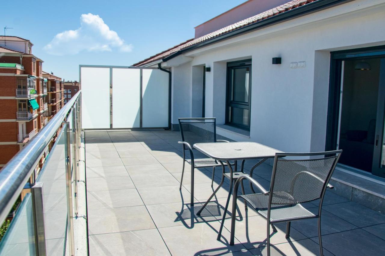 Aparthotel Essenzia de Castilla Aranda de Duero Exterior foto